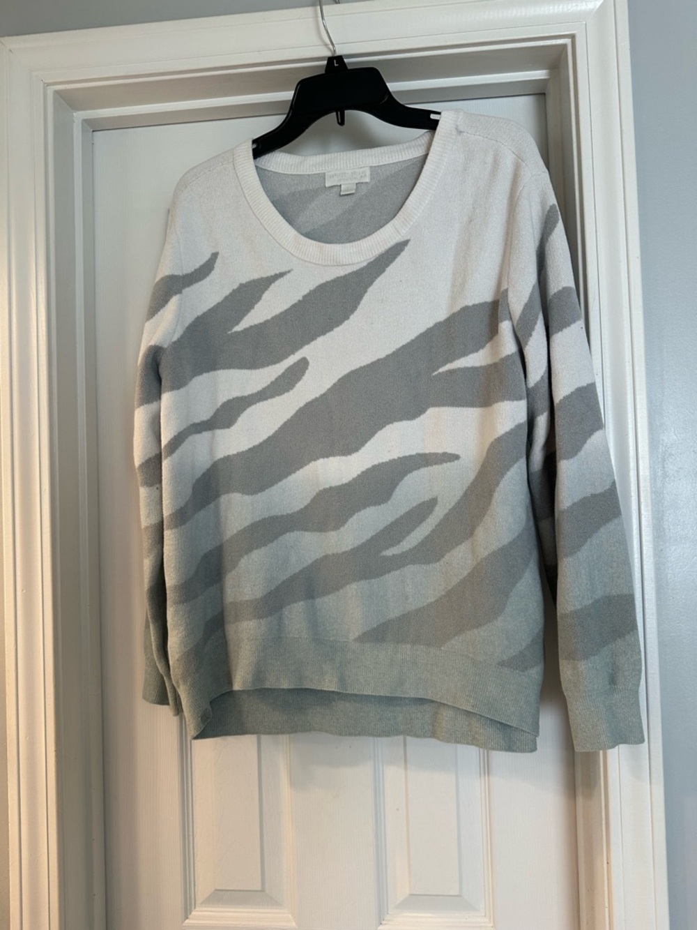 Barefoot Dreams Women's Crewneck Zebra-Print Sweater in Gray and White